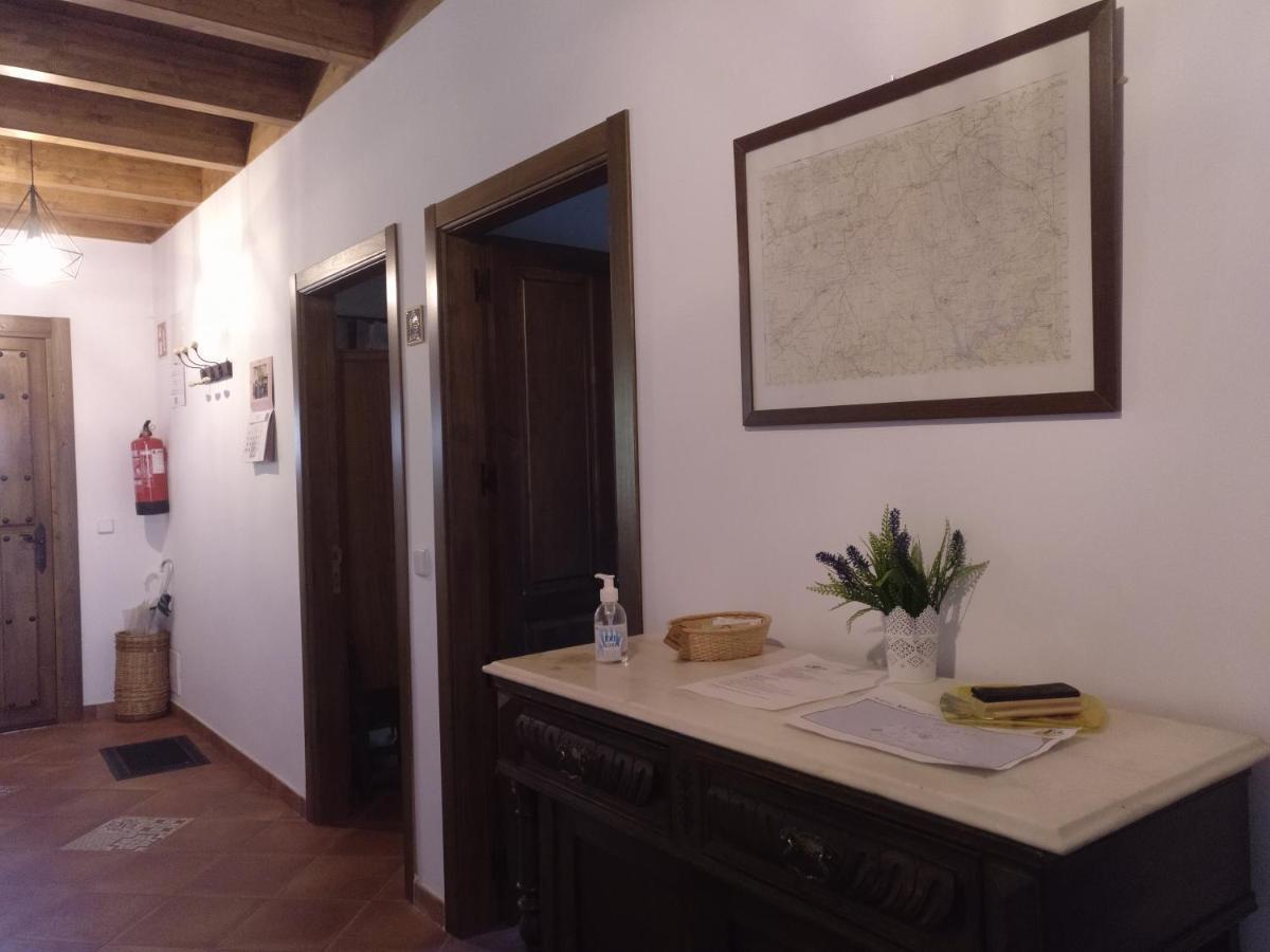 Casa Rural Las Abubillas Mirabueno ภายนอก รูปภาพ